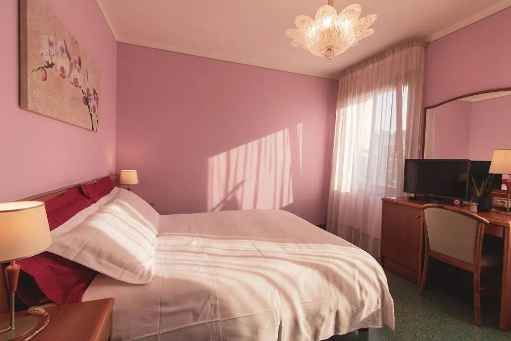 فندق Casa Malvina ميرا