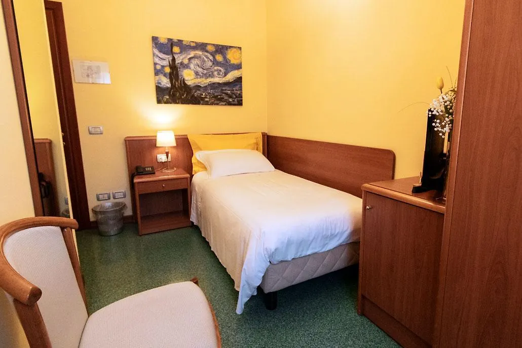فندق Casa Malvina ميرا 3*,  إيطاليا